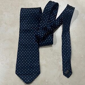 Izod Dark Blue Tie with White Dots
